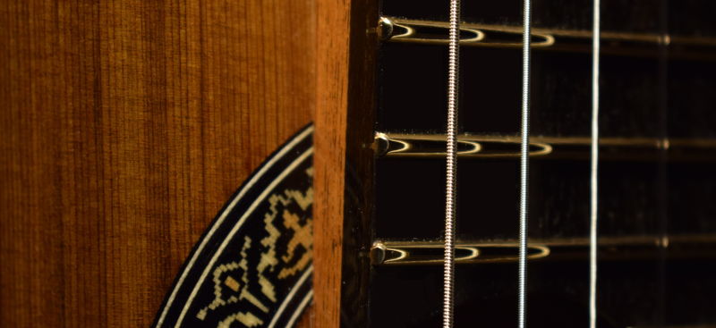 Re-fretting